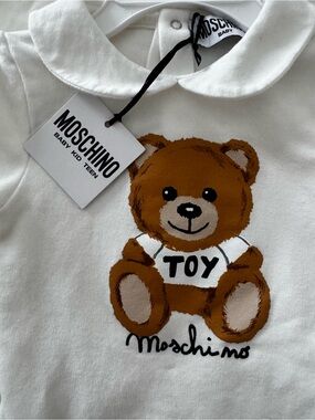 Moschino White Top with Brown Teddy 'TOY' Graphic